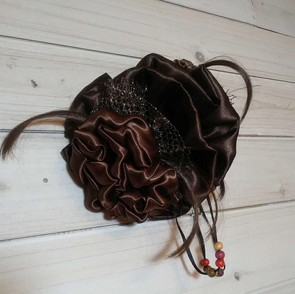 💕  Hair accessory